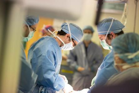 Thoracic surgeons in the operating room